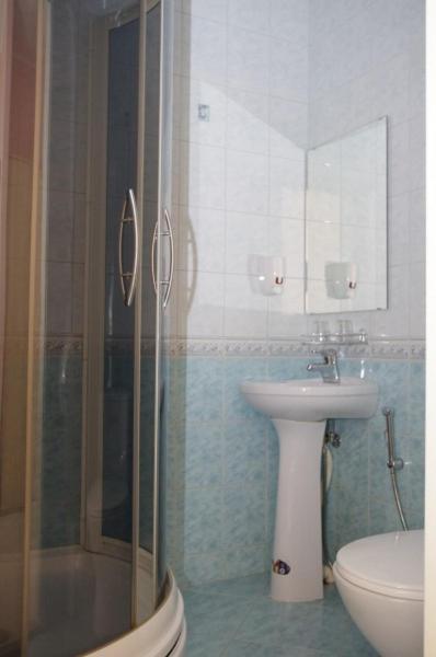 נרבה Europe Guesthouse מראה חיצוני תמונה