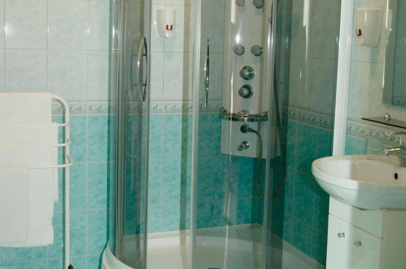 נרבה Europe Guesthouse מראה חיצוני תמונה